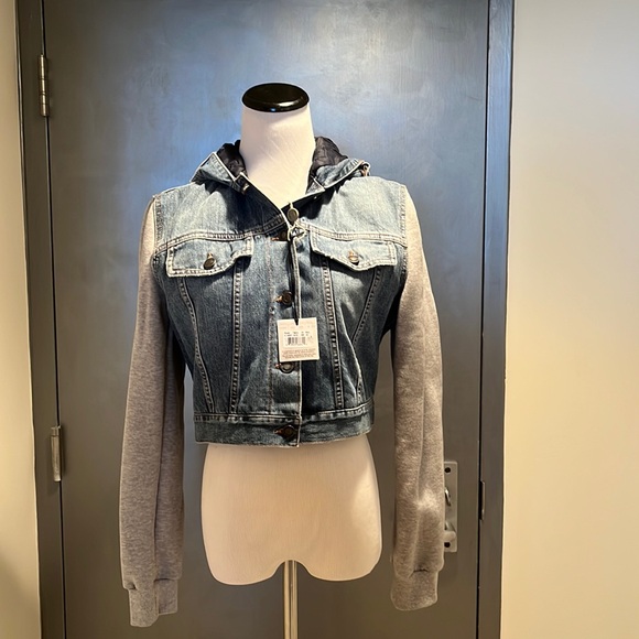 Woman’s Moschino couture jacket jeans denim size 10–44 blue